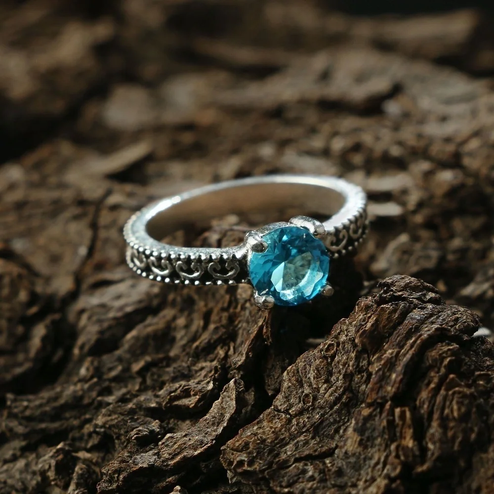 *MATTIE* 5-Pc Silver x Blue Gem Fashion Ring Set
